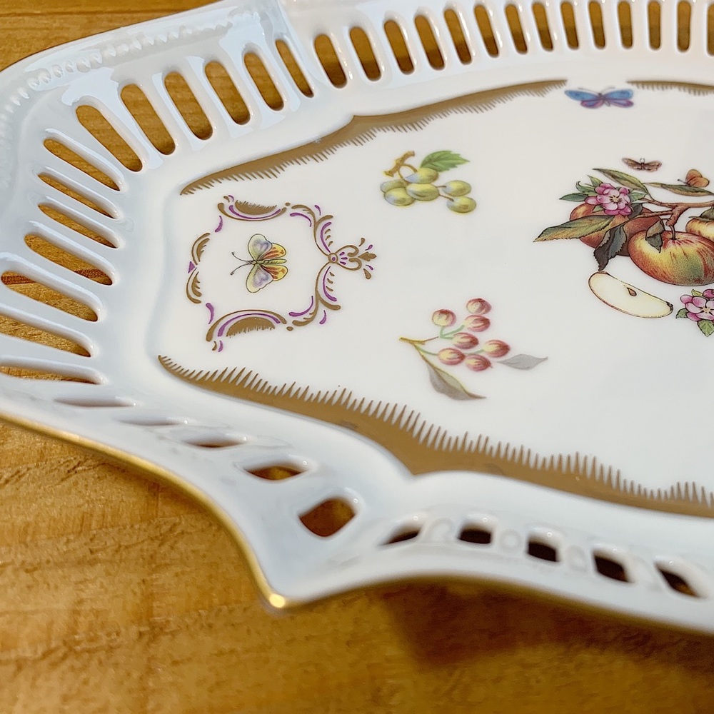 Haas & Czjek Reticulated Oval bowl